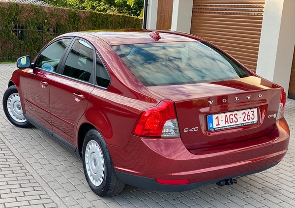 Volvo S40 cena 26900 przebieg: 126471, rok produkcji 2010 z Rawicz małe 781